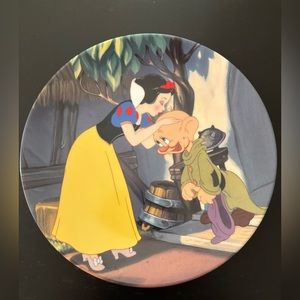 A kiss for Dopey Plate Disney’s Snow White & The Seven Dwarfs, By Edwin Knowles